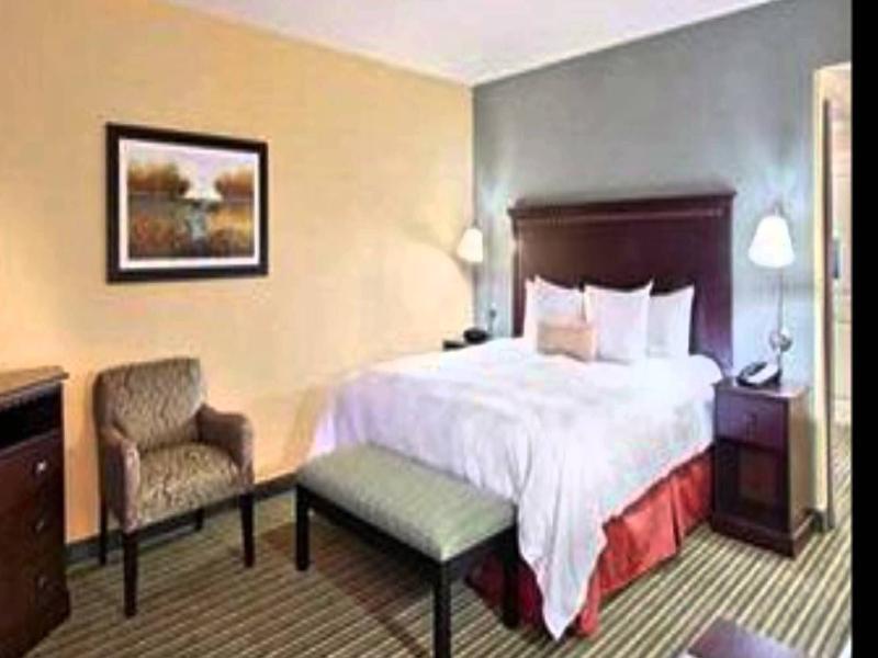 Hampton & National Harbor/alexandria Area Hotel 3*